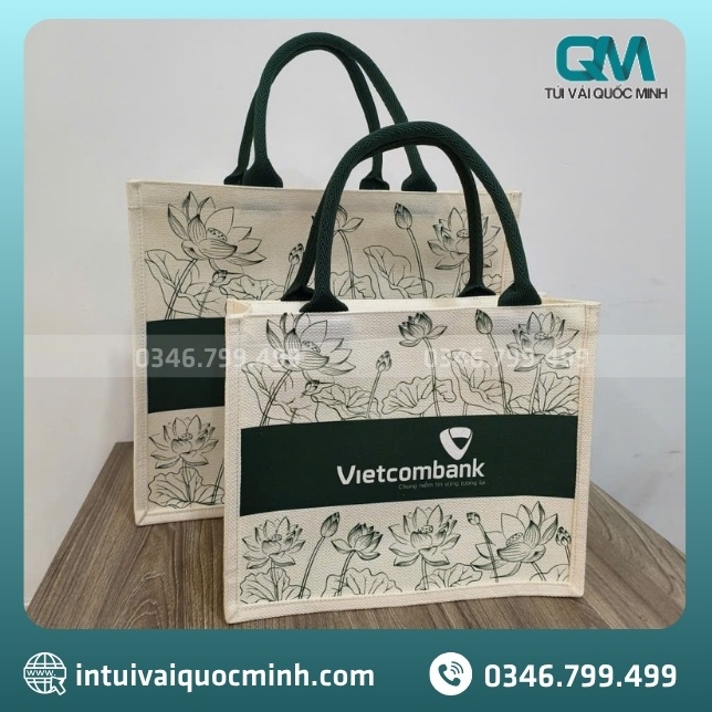 Hình ảnh thực tế của túi vải Linen in logo ngân hàng Vietcombank