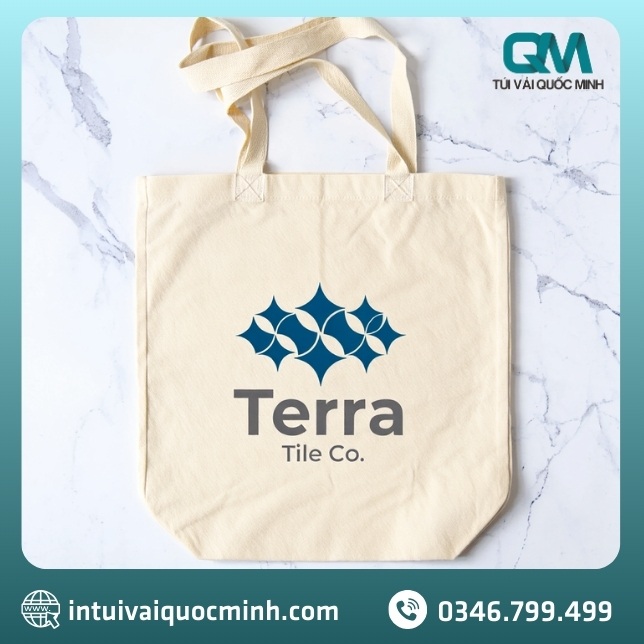 Ứng dụng của túi vải Linen in logo cửa hàng gạch ốp lát