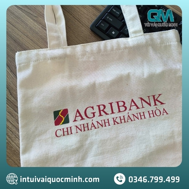 Vì sao túi vải canvas in logo ngân hàng Agribank lại được khách hàng yêu thích?