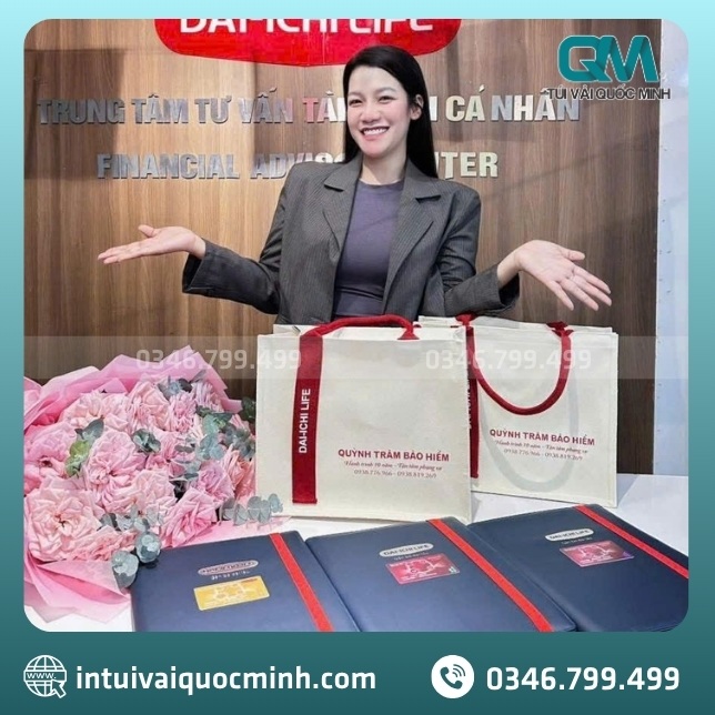 Tổng quan về túi vải đay in logo Quỳnh Trâm Bảo Hiểm