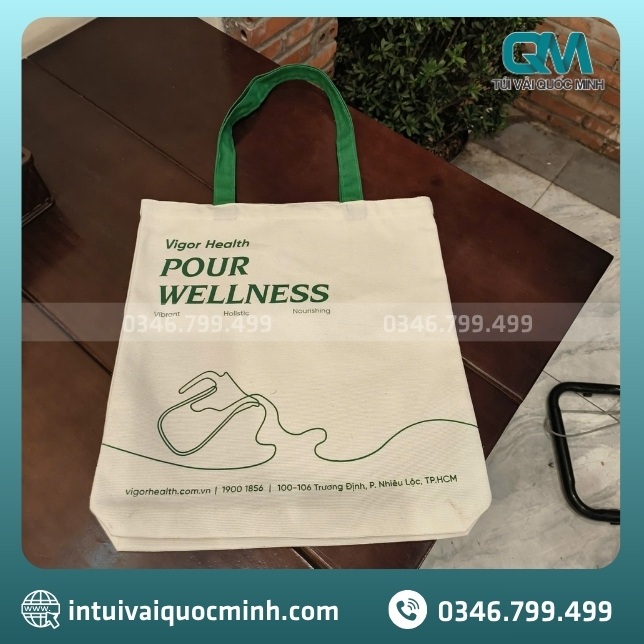 Quy trình 4 bước đặt may túi canvas in logo Vigor Health tại Quốc Minh
